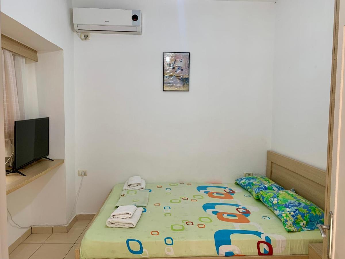 Vaso Apts Sarandë Exterior foto
