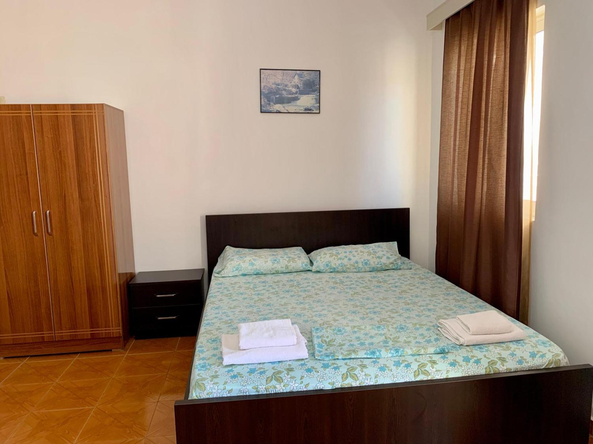 Vaso Apts Sarandë Exterior foto