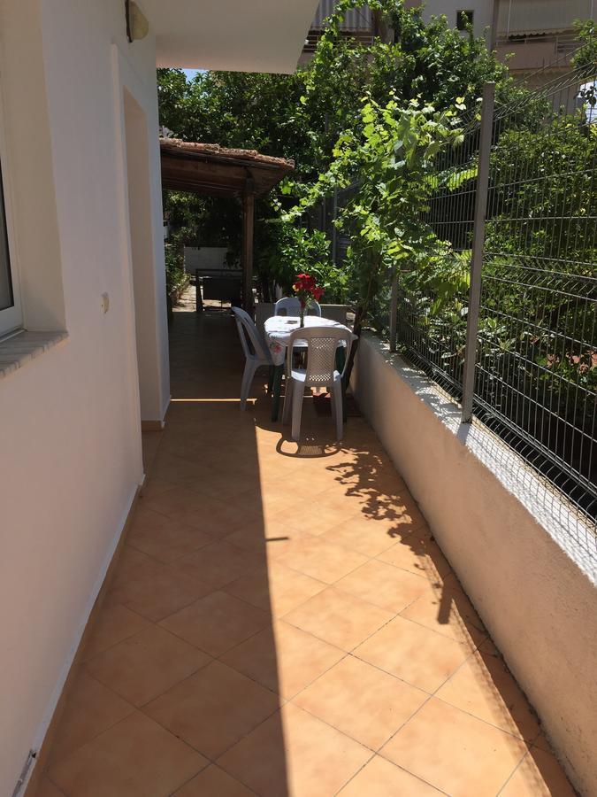 Vaso Apts Sarandë Exterior foto